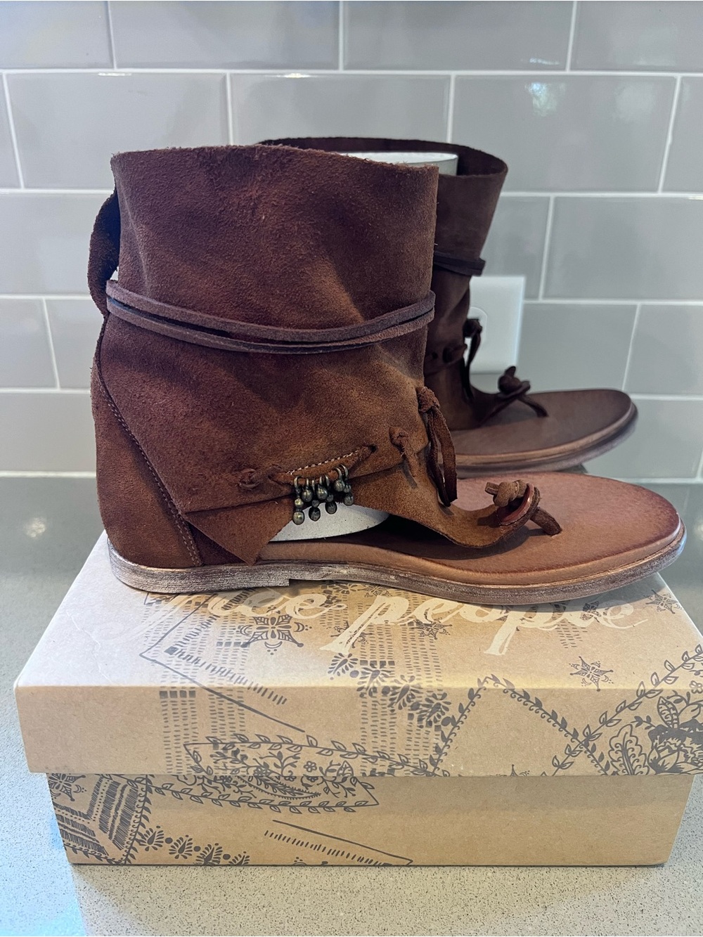 Free People Brown Suede Fringe Ankle Booties Averra Sandal Sz 37 Never Worn - Picture 9 of 13